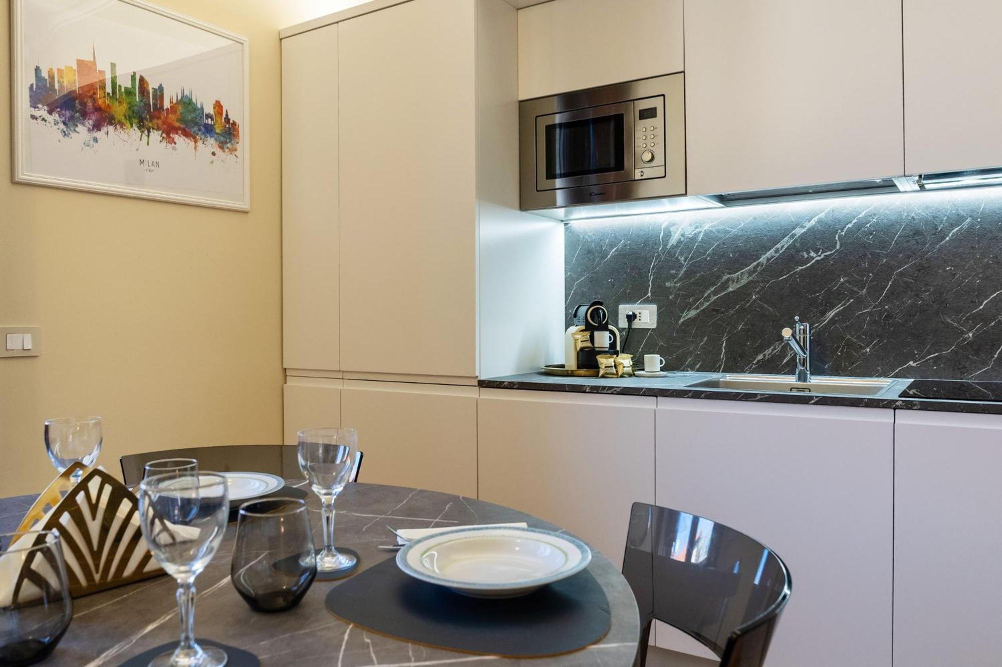 Casa Bella 16 - 8 Min To Metro, 15 Min To Lin Airport, University Area Milano Dış mekan fotoğraf